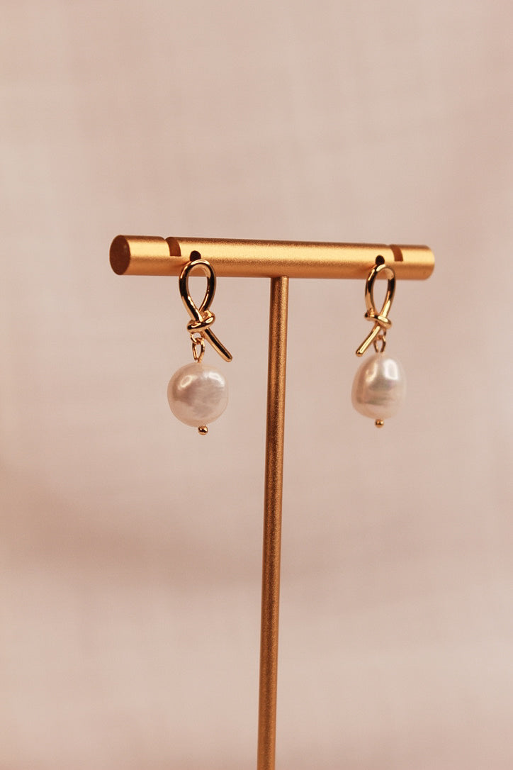 Camila Gold Pearl Earrings