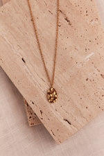 Load image into Gallery viewer, Clemonte Gold Oval Necklace
