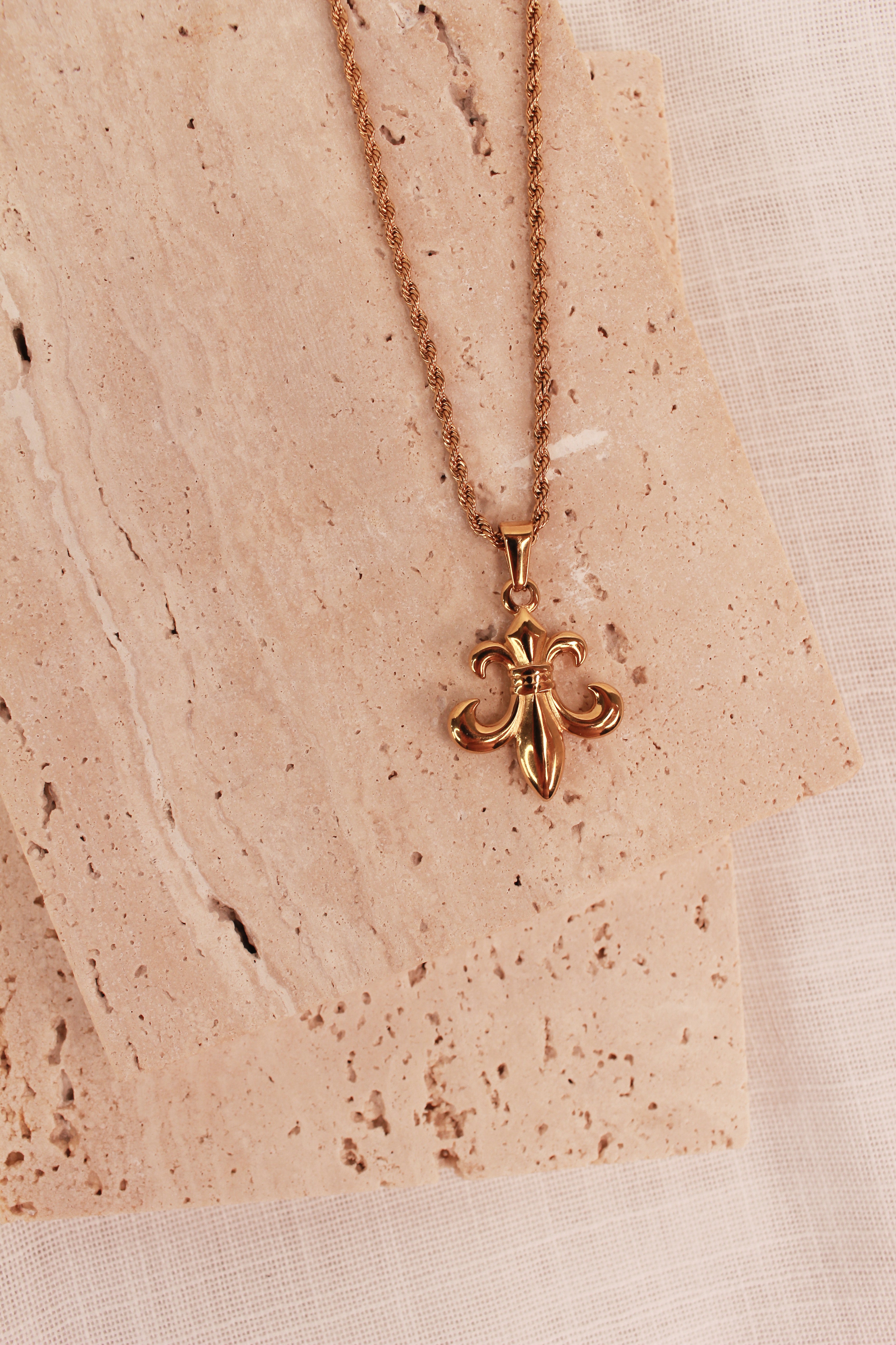 Arbor Gold Pendant Necklace