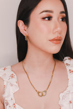 Load image into Gallery viewer, Cubin Link 18K Gold Waterproof Earrings Outfit
