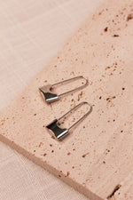 Load image into Gallery viewer, Dionne Silver Earrings
