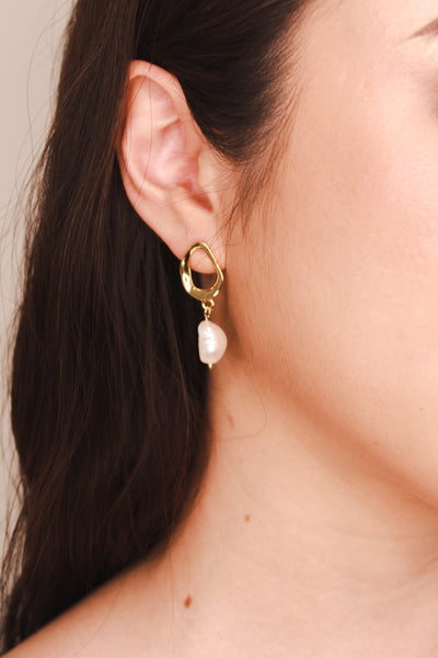 Mila Gold Pearl Earrings