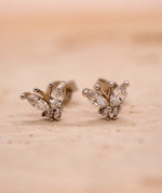 Load image into Gallery viewer, Kaili Silver Stud Earrings
